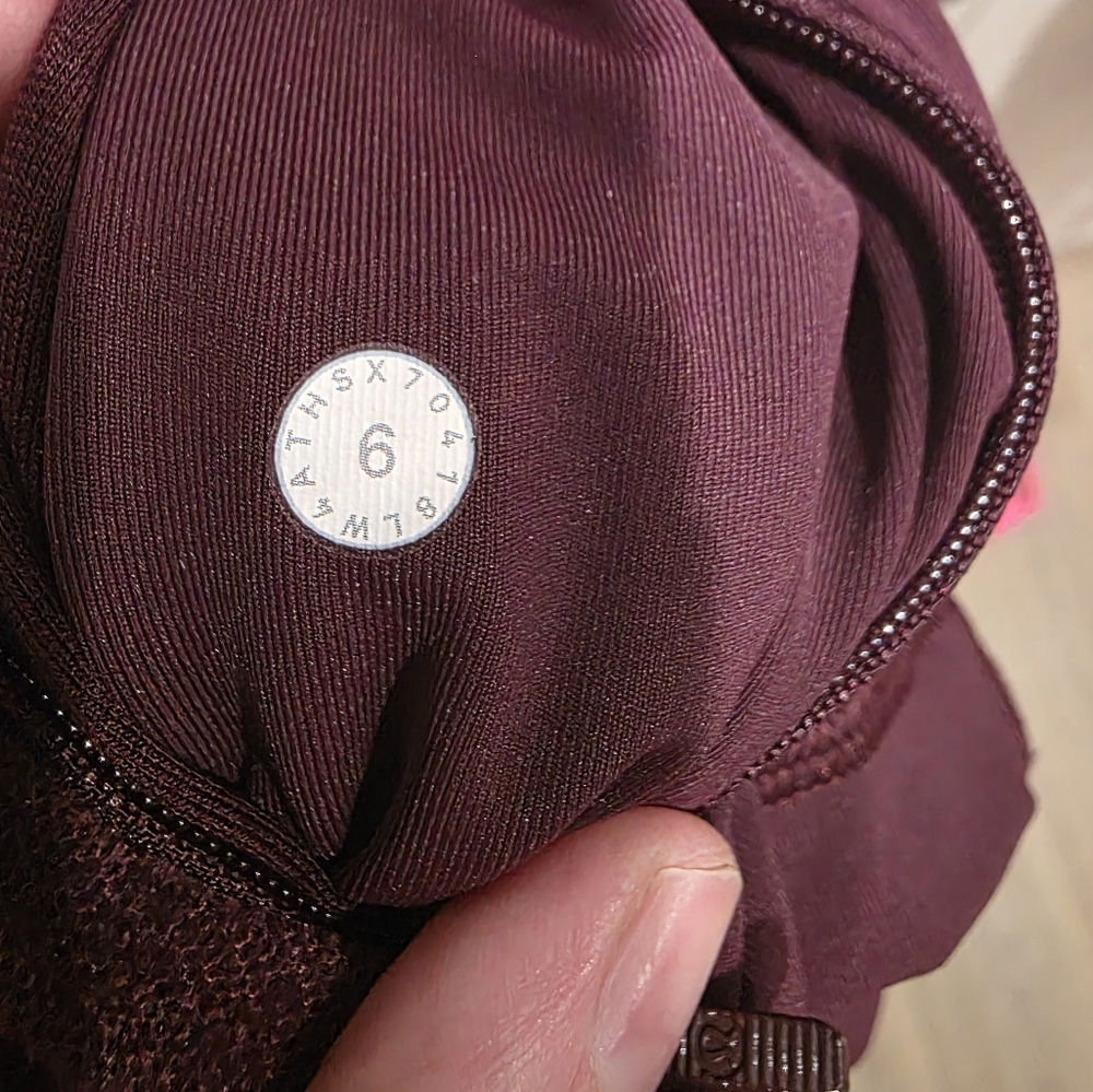 Lululemon Special Edition Define Jacket Flocked Dark Adobe, Floral Velvet Size 6 - Picture 9 of 9